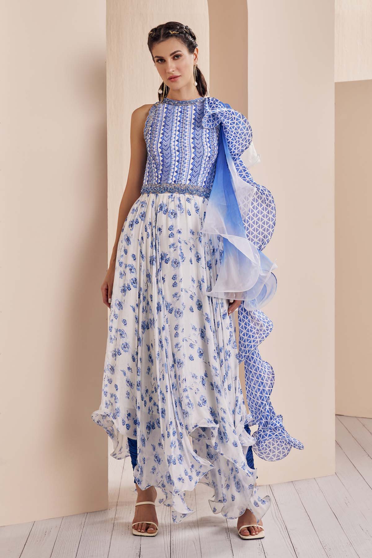 Buy Blue Periwinkle Embroidered Kurta Set by Mandira Wirk